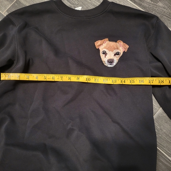 Made In PRC Fleece Lined Unisex Black Sweater With Dog On Left Chest XL - Picture 7 of 7